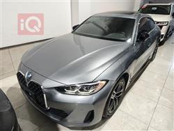 بی ئێم دەبڵیو 4 سیریەس